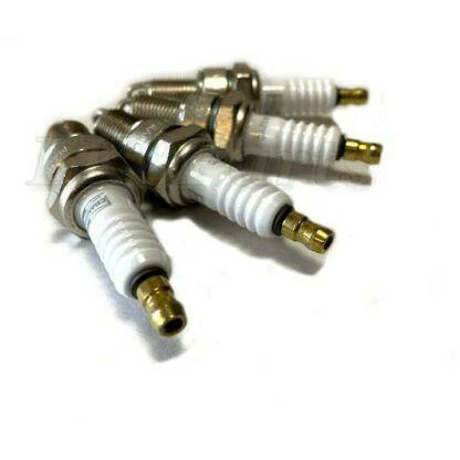 Engine Spark Plugs x4 - Image 2