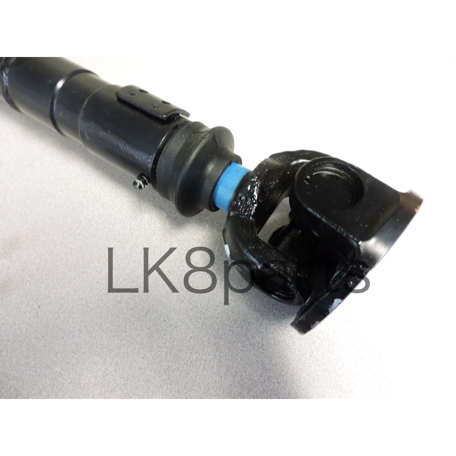 Discovery 2 Stock Driveshaft – Fully Greasable - Image 10