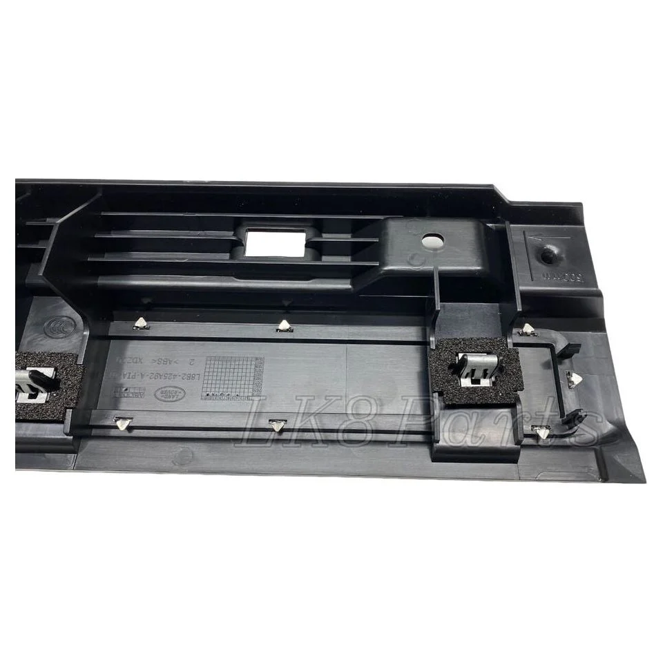 Defender L663 Rear Loadspace Tread Plate - Image 9