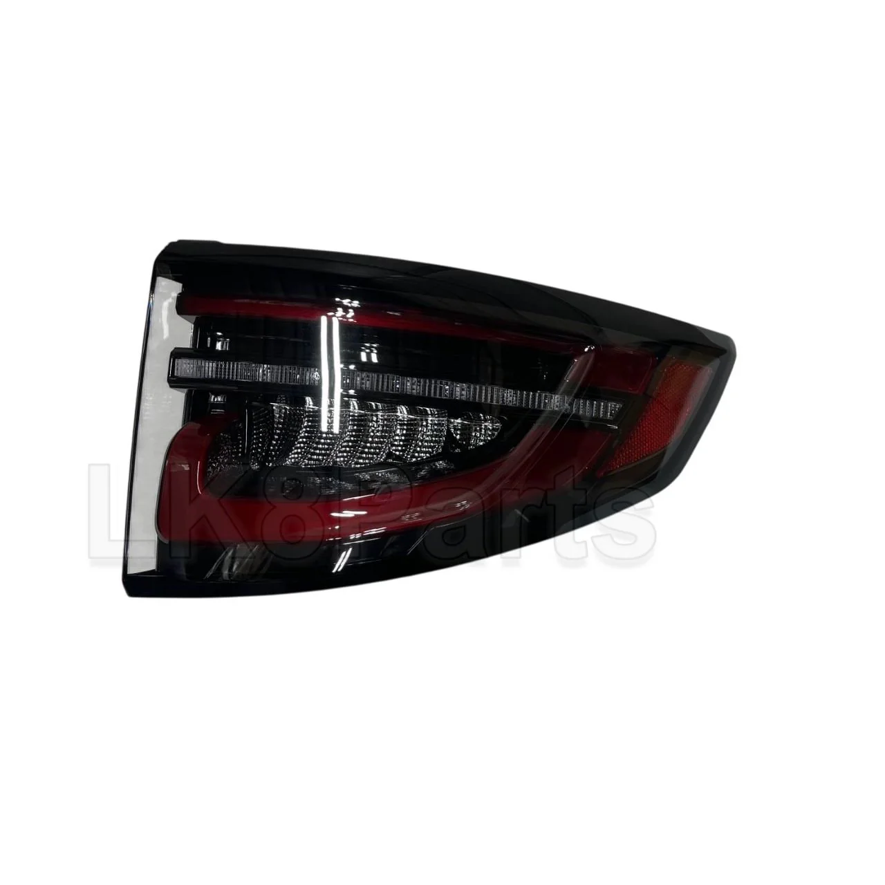 LR180697-Rear Right Side Outer Taillight Lamp Genuine - Image 4