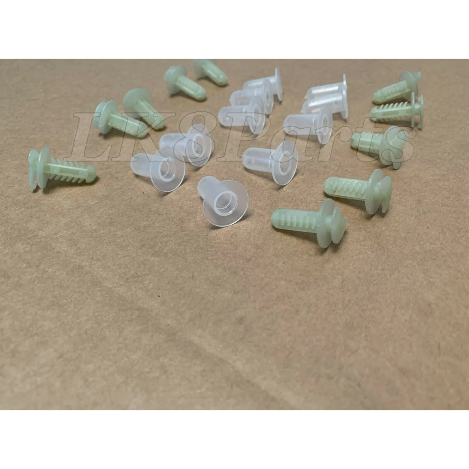 SNAPSACS SERVICE & DOOR TRIM PANEL RETENTION CLIP - Image 3